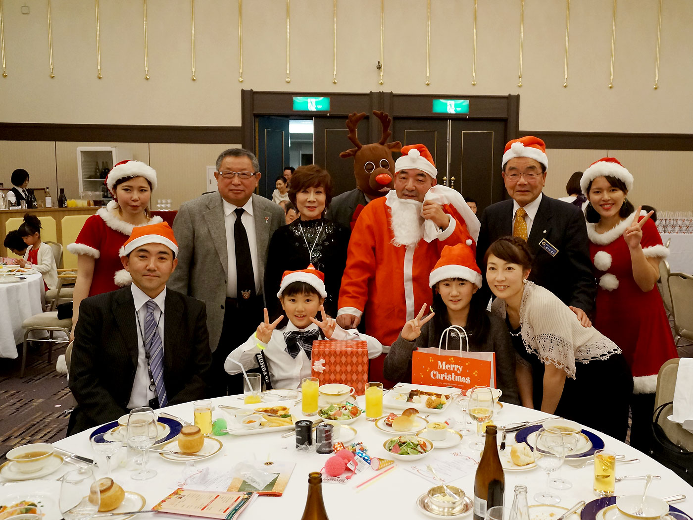 第1263回例会 and 第53回クリスマス家族会04