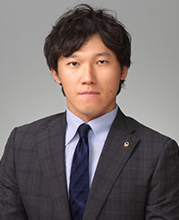 L.前田 大輔